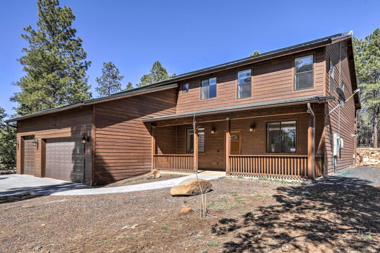 Spacious Pinetop-Lakeside Home With Hot Tub And Grill! Exterior photo